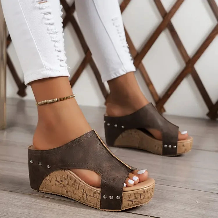 Zariyah™ | Orthopedic Sandals