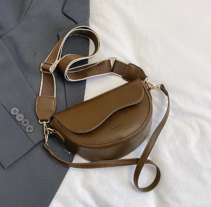 Abigail™ | Crossbody Saddle Bag